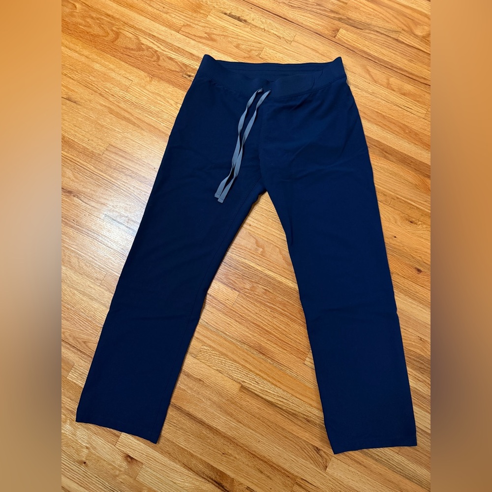 Figs Women’s Navy Blue scrubs pants - Livingston M petite